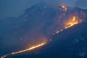 Audros ir gaisrai Italijoje pareikalavo penkių gyvybių. EPA-ELTA nuotr.